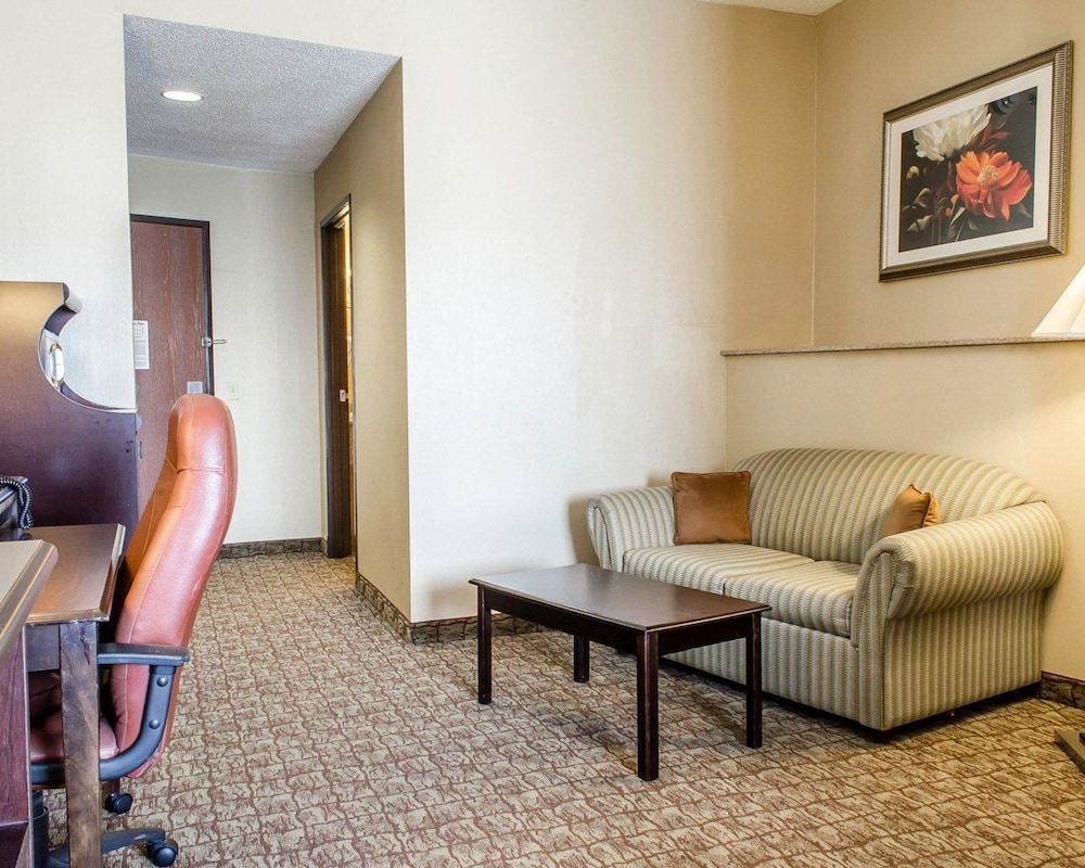 Comfort Suites Bloomsburg, PA 29/44