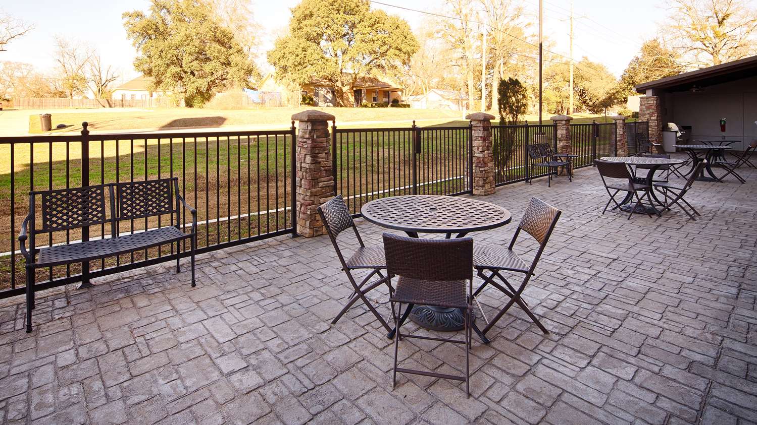 BEST WESTERN PLUS DeSoto Inn & Suites 6/15