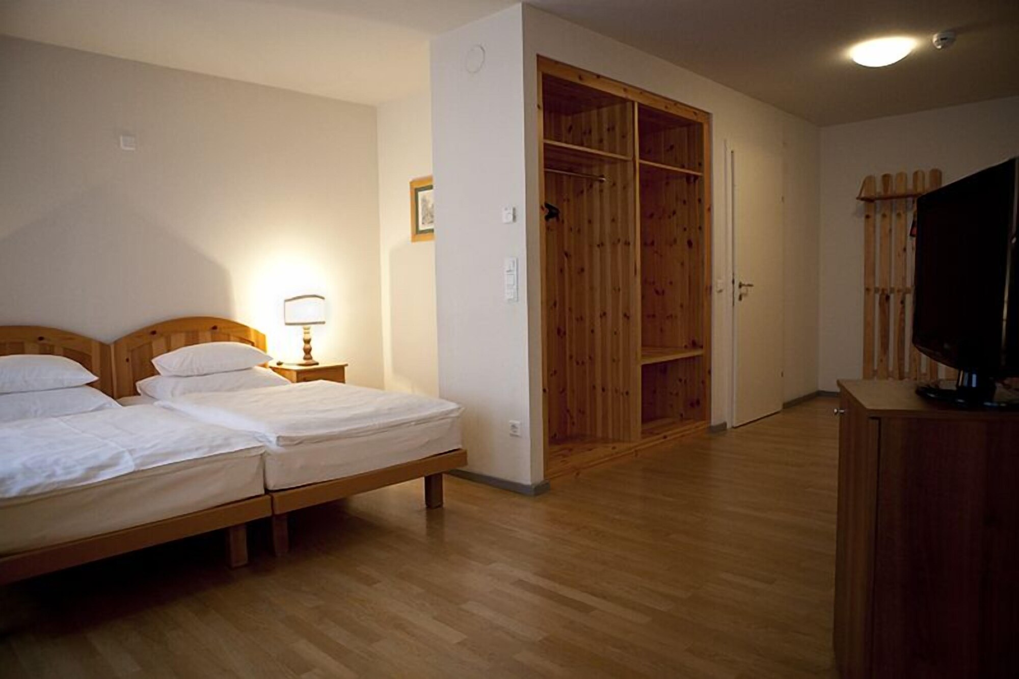 COMFORT, DOUBLE BED