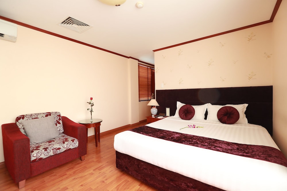 Flower Garden Hotel 16/50