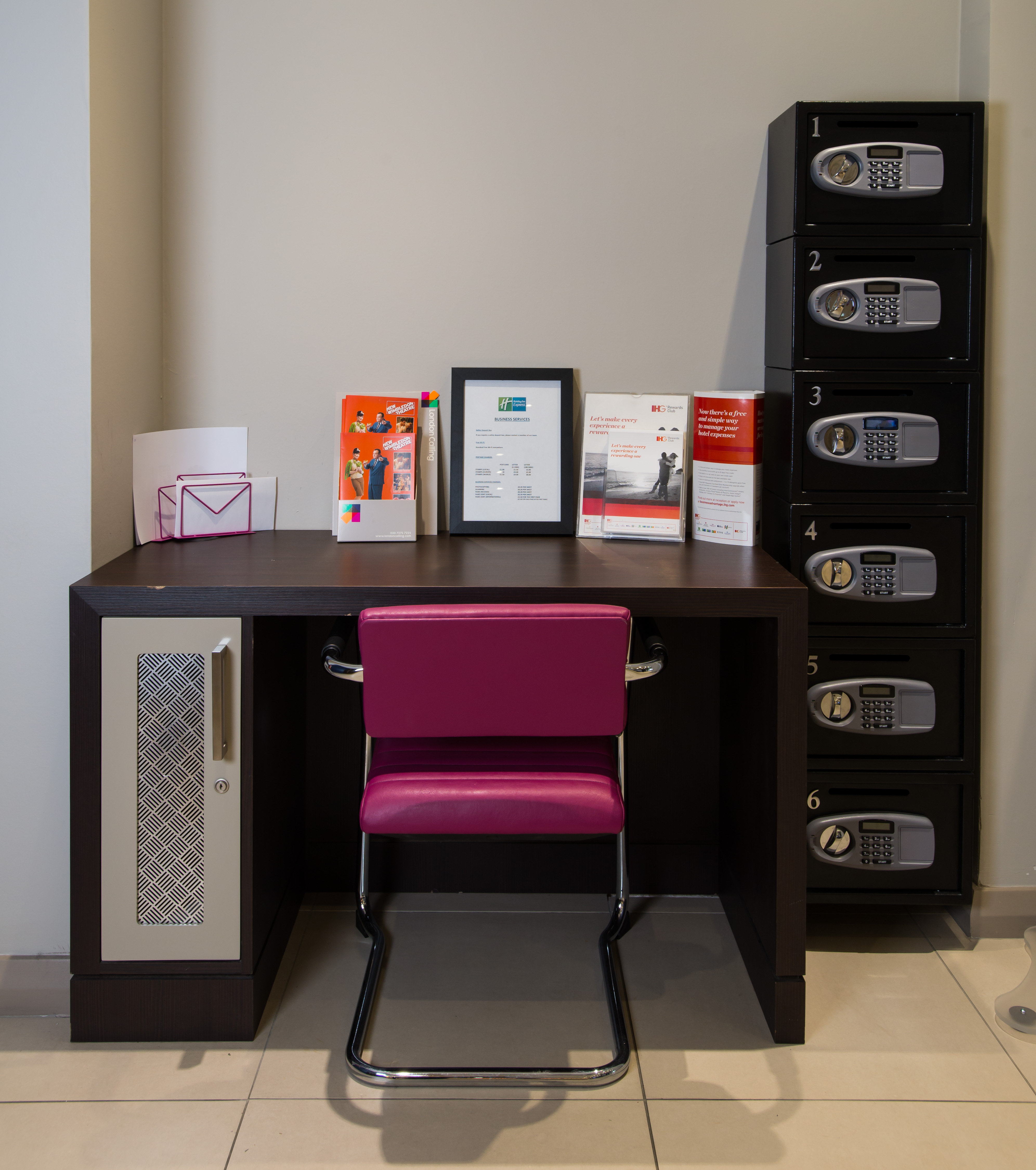 Holiday Inn Express London Wandsworth 24/32