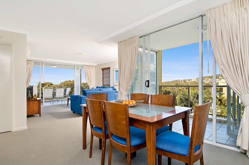 SEACHANGE COOLUM BEACH 58/76