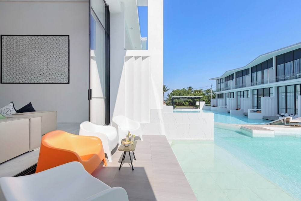 Zen Style Pool Access Townhouse 25/50