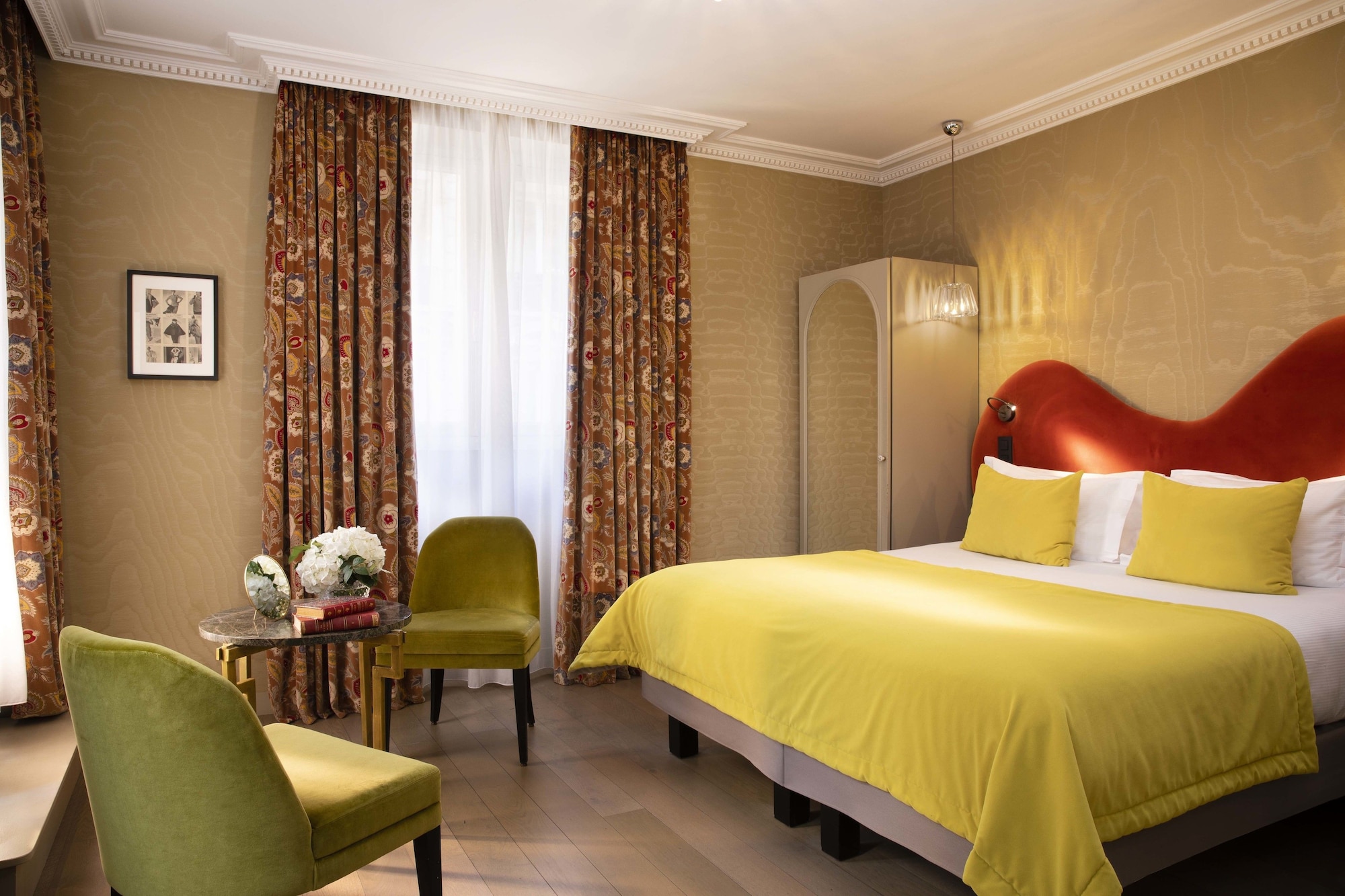 DELUXE, TERRACE