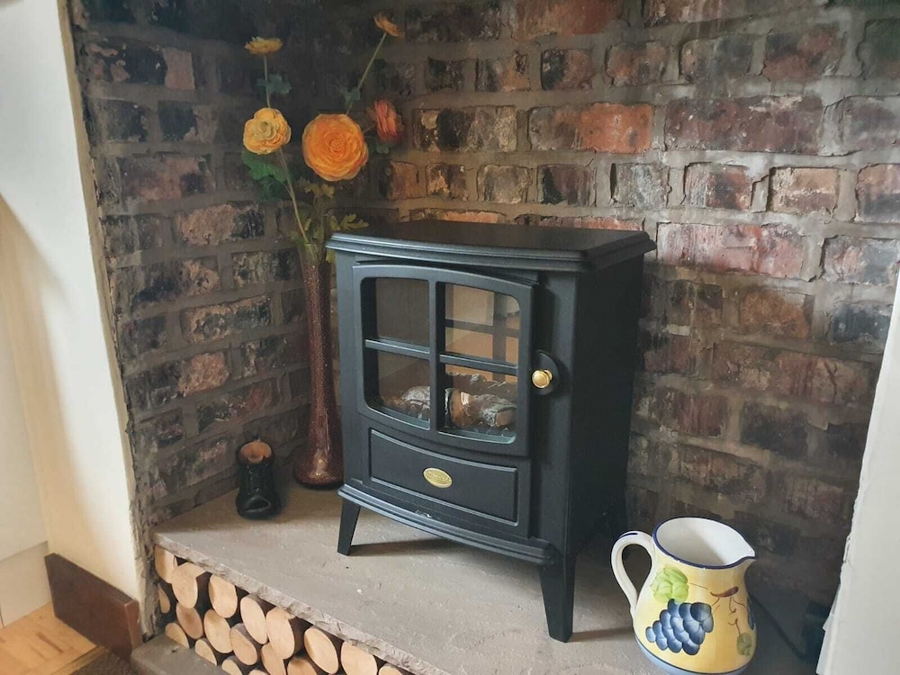 Martin Lane Farm Holiday Cottages 6/50