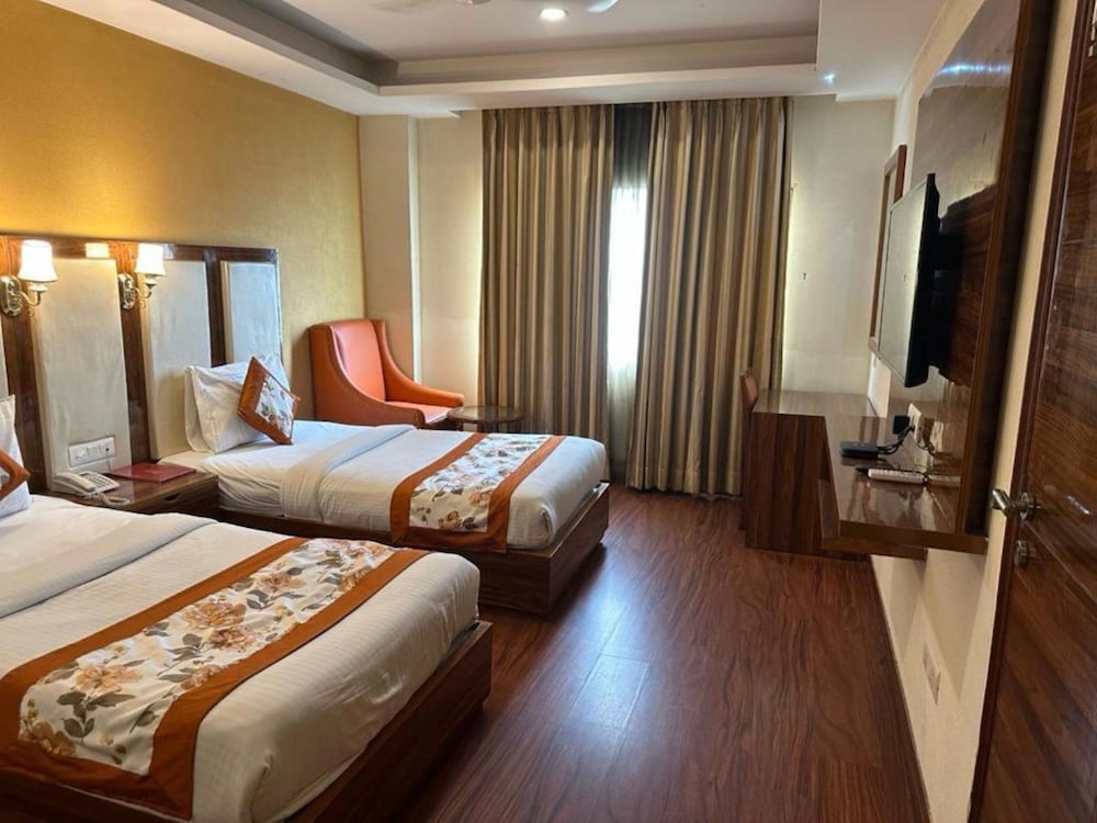 Hotel Ramhan Palace Mahipalpur 37/78