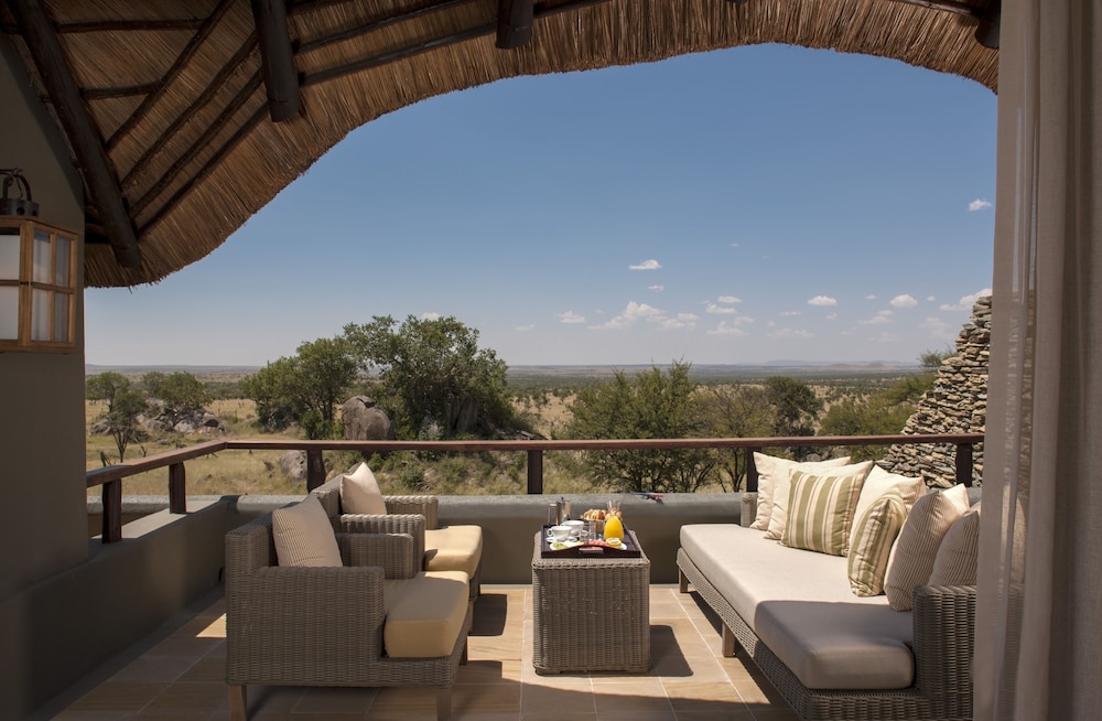 Four Seasons Safari Lodge Serengeti, Tanzania 51/66