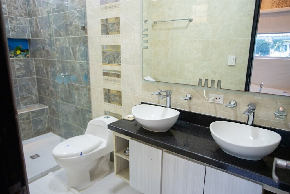 Hotel Poblado Covenas 46/50