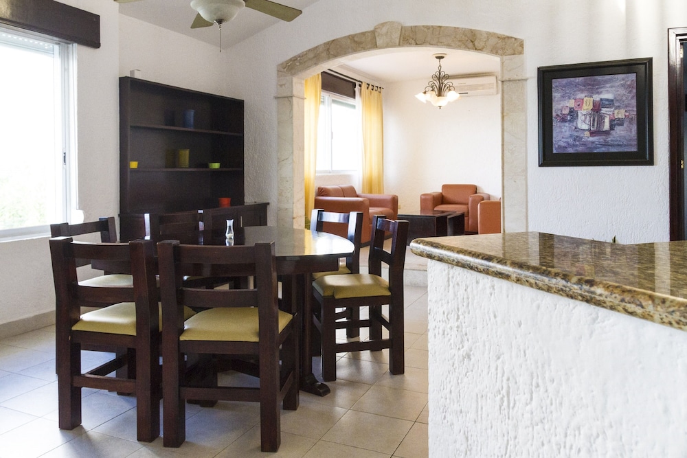 Las Gaviotas Hotel Suites 38/51