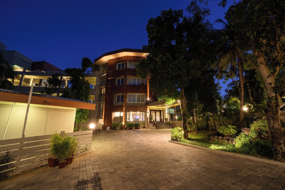 Hotel Sinclairs Bayview Port Blair 6/50