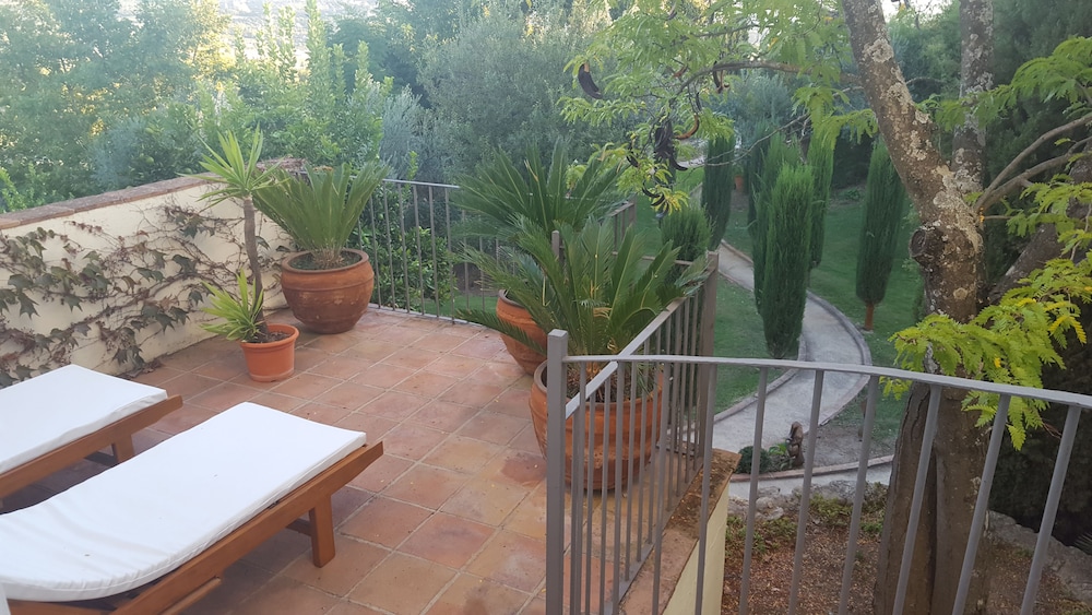 La Fuente de La Higuera 33/76