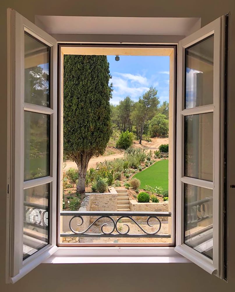 Domaine de Valmouriane 6/46