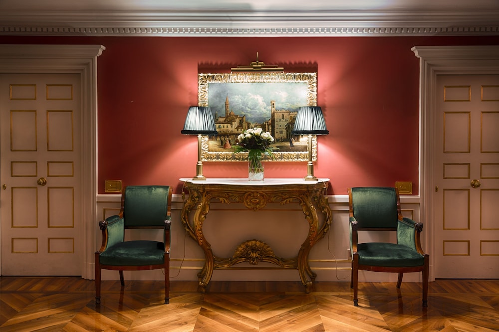 Villa Cora 58/83