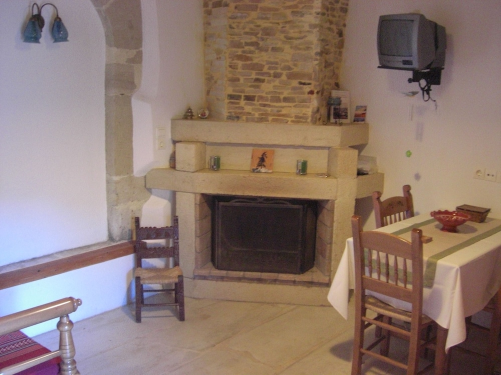 Patriko Traditional Residence 29/50