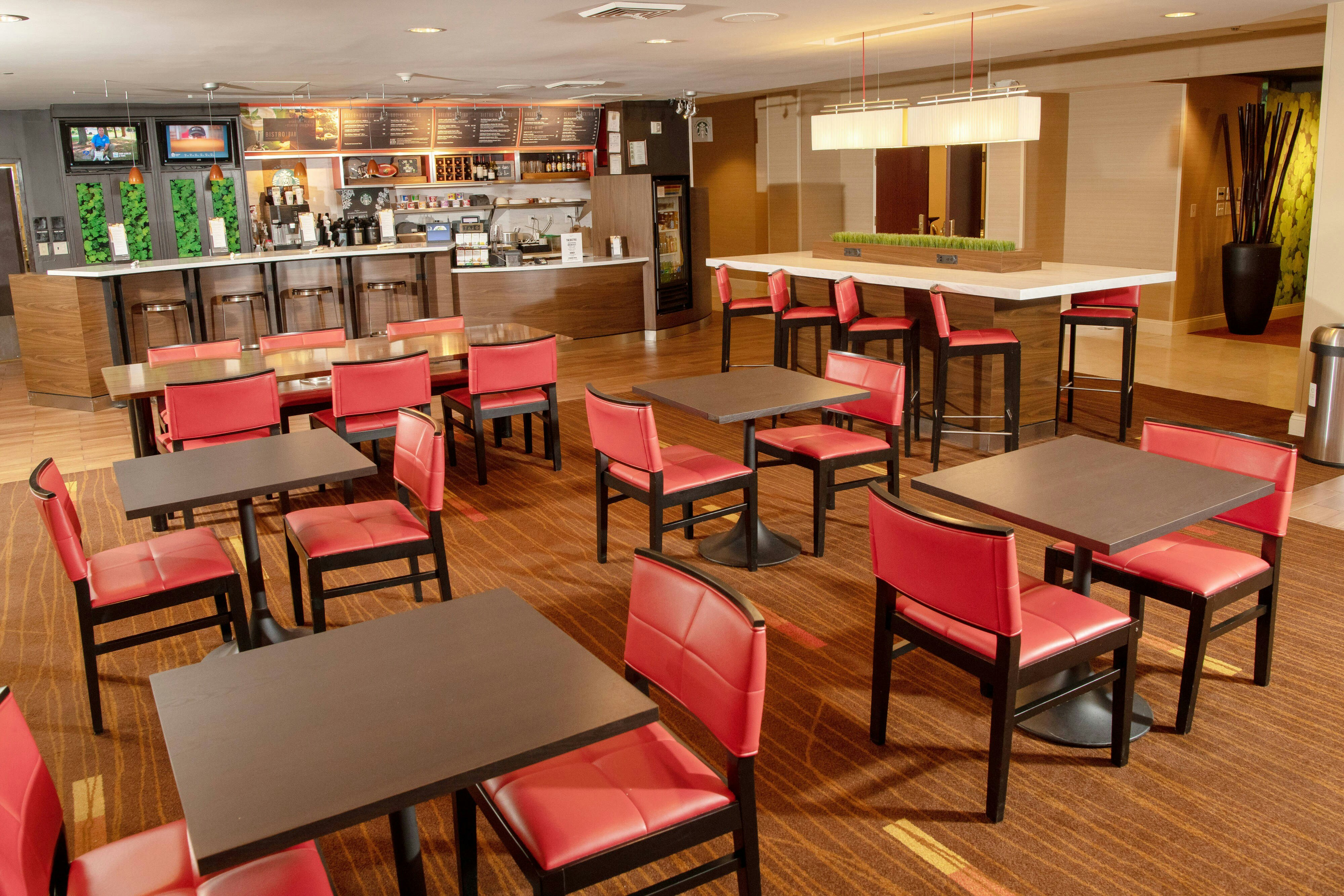 Courtyard by Marriott Erie Ambassador Conference Center 8/13