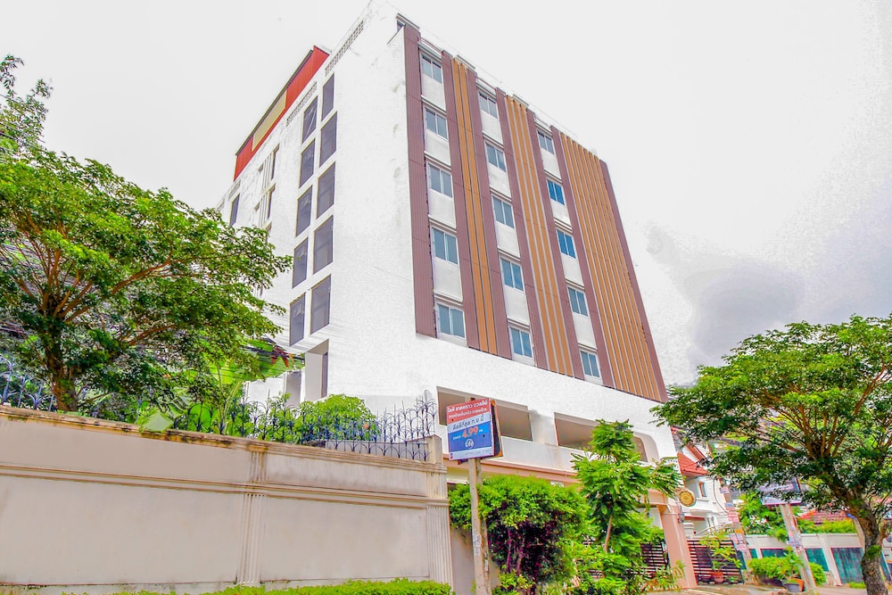 Capital O 411 Grandview Condo 15 6/58