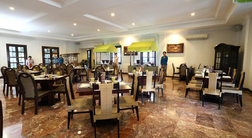 Hotel Merdeka Kediri 13/20