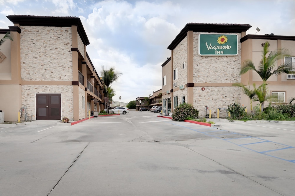VAGABOND INN HACIENDA HEIGHTS 5/40