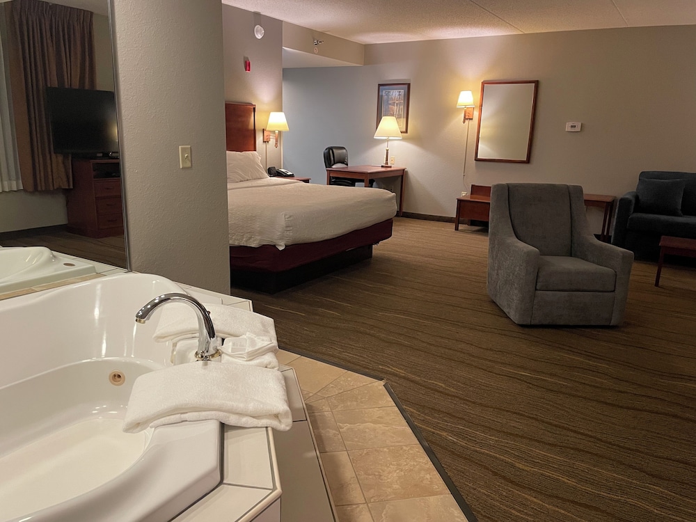 SouthShore Hotel on Lake Bemidji, Trademark Coll by Wyndham 20/40