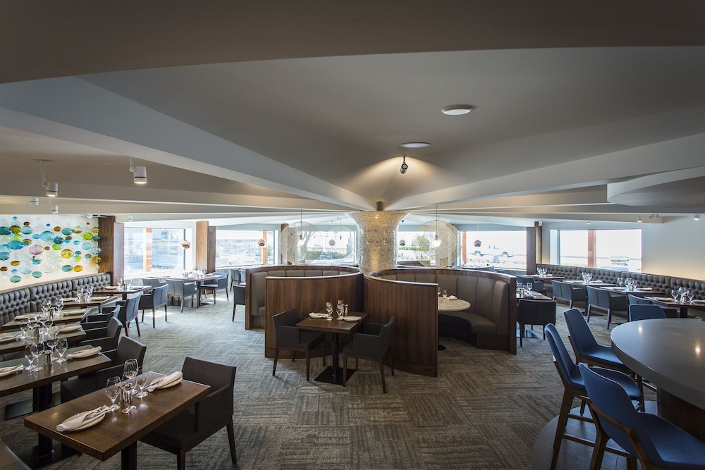 Qualicum Beach Inn 58/70