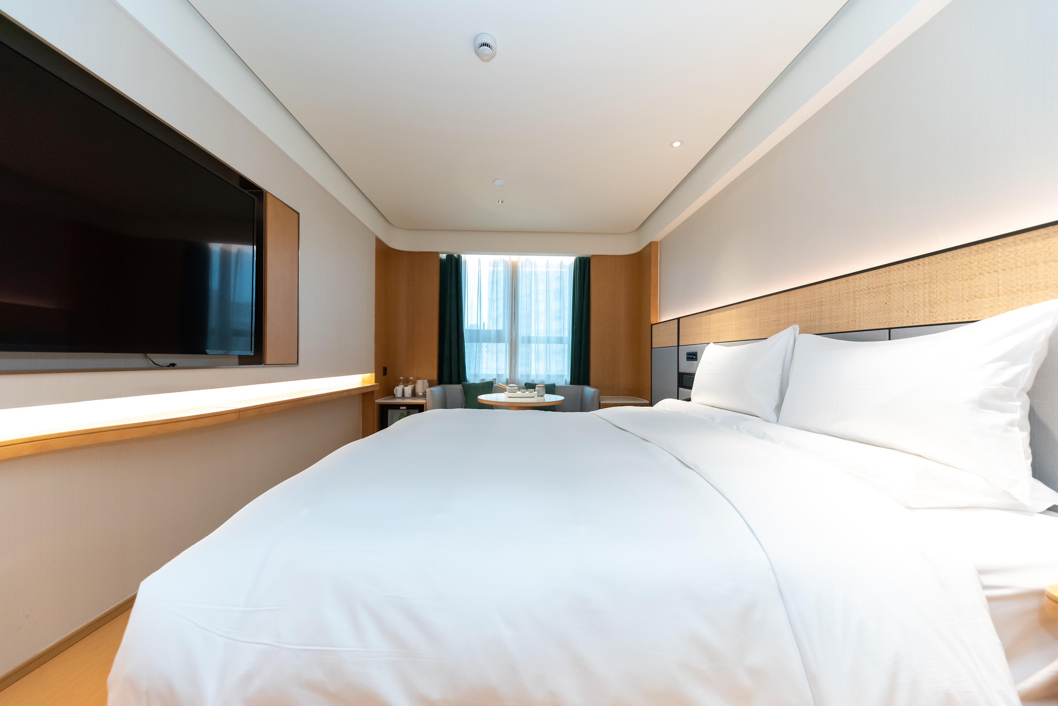 Ji Hotel Shanghai People's Square Nanjing Road Pedestrian Street 8/46