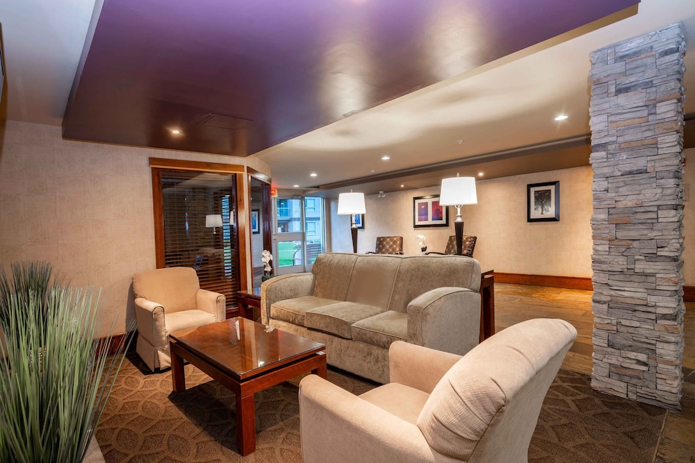Sandman Hotel & Suites Regina 35/47