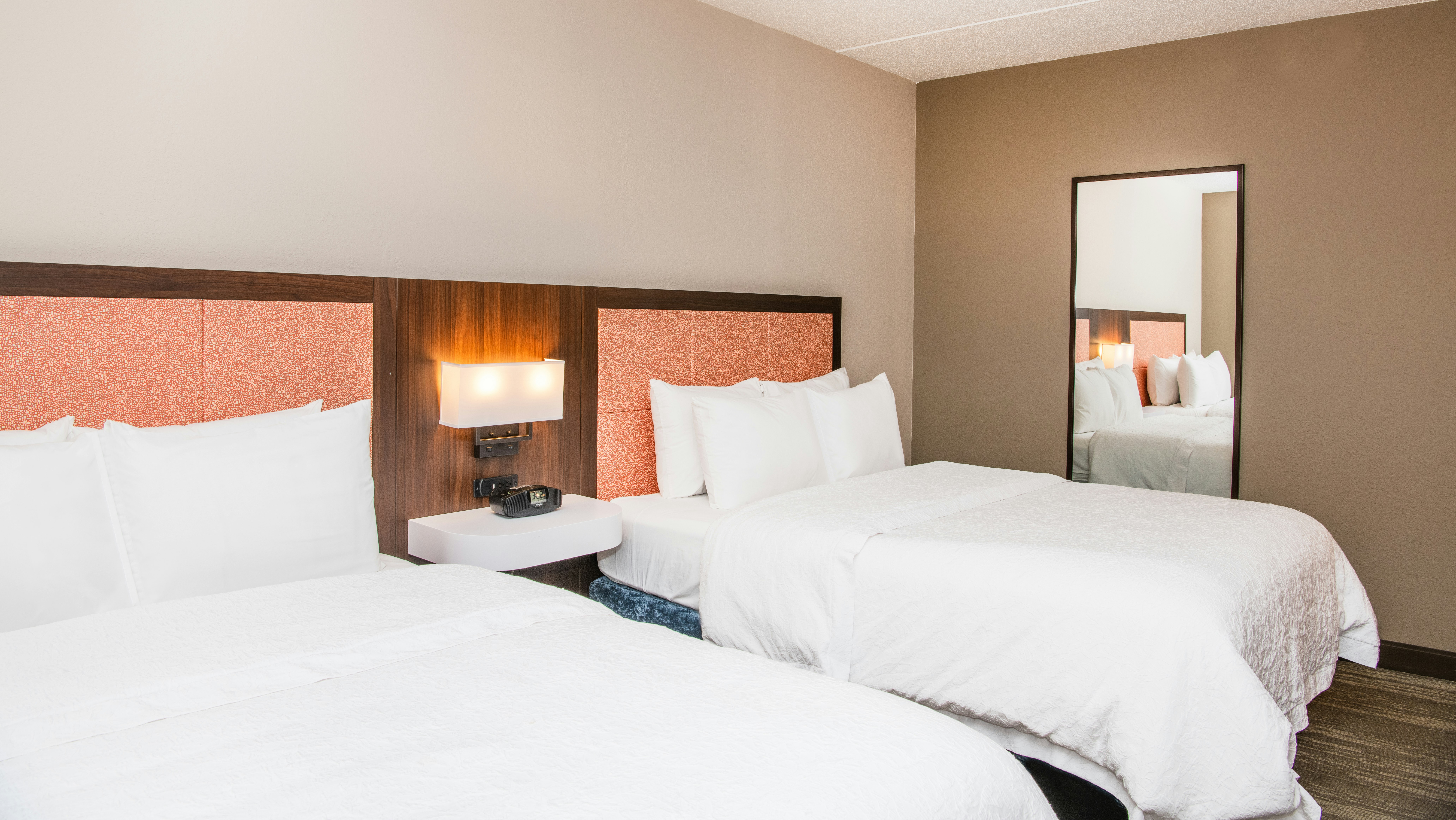 ROOM, 2 QUEEN BEDS
