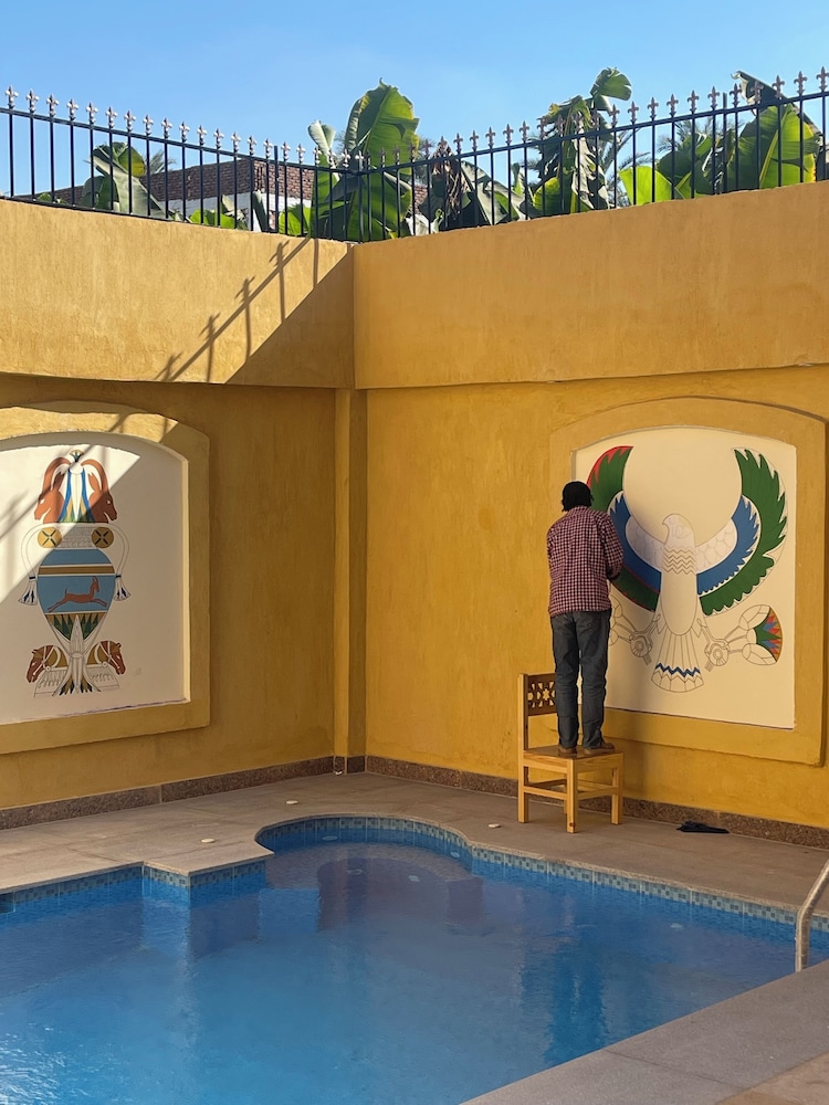 Jewel Of The Valley Howard Carter House 21/50