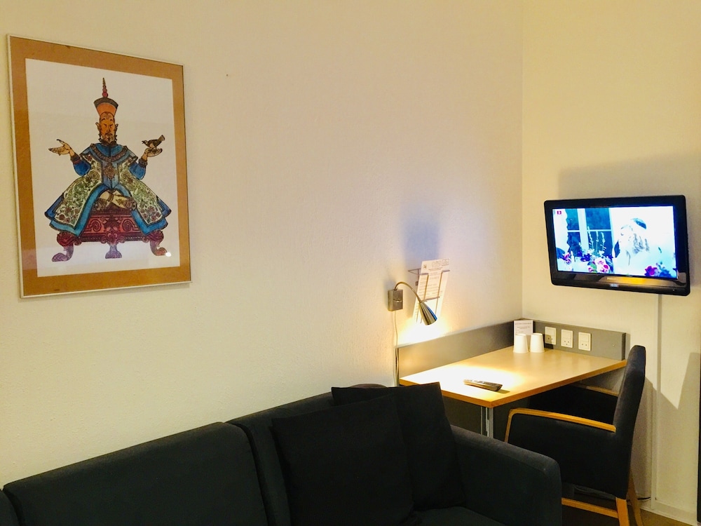 City Hotel Odense 41/44