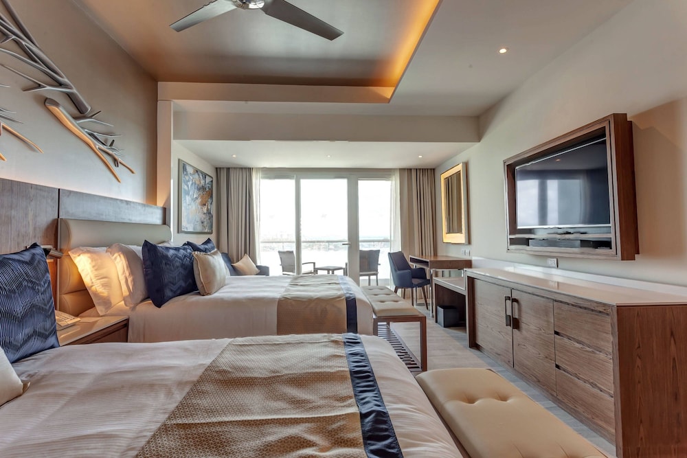 Royalton CHIC Cancun, An Autograph Collection (ex Royalton Cancun) 34/71
