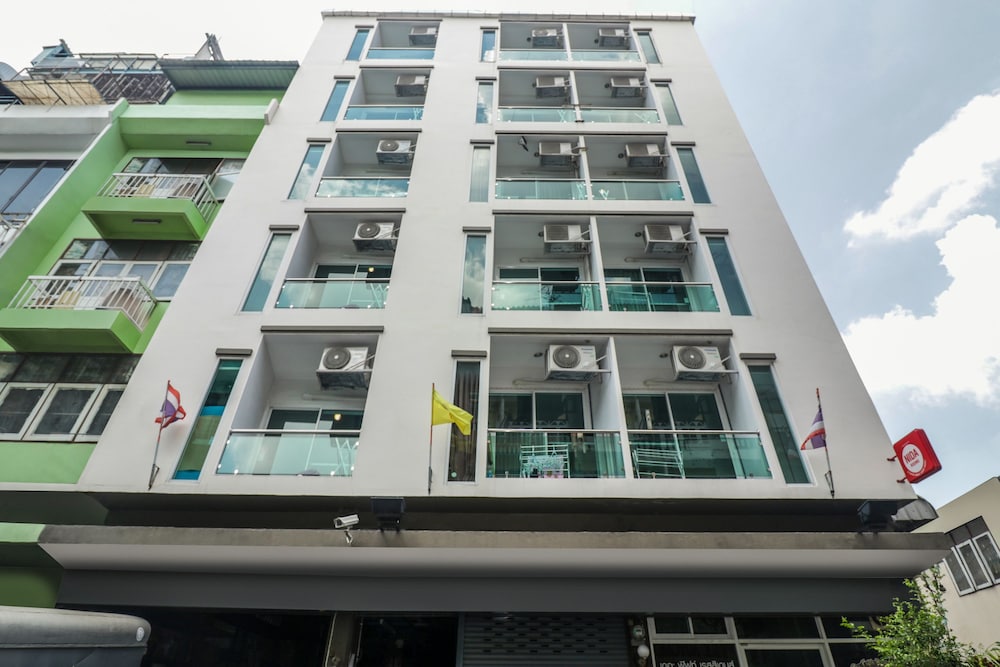 The Fifth Residence 2/61