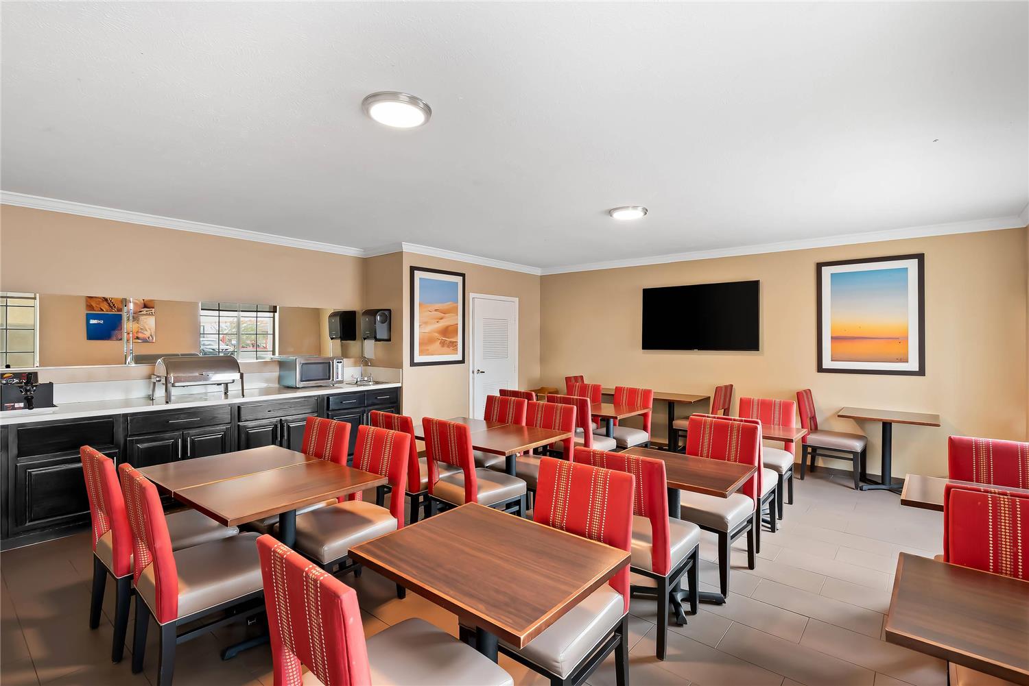 MainStay Suites El Centro I-8 16/23