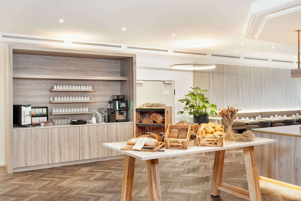 Sunday Hotel Frankfurt Airport 22/35
