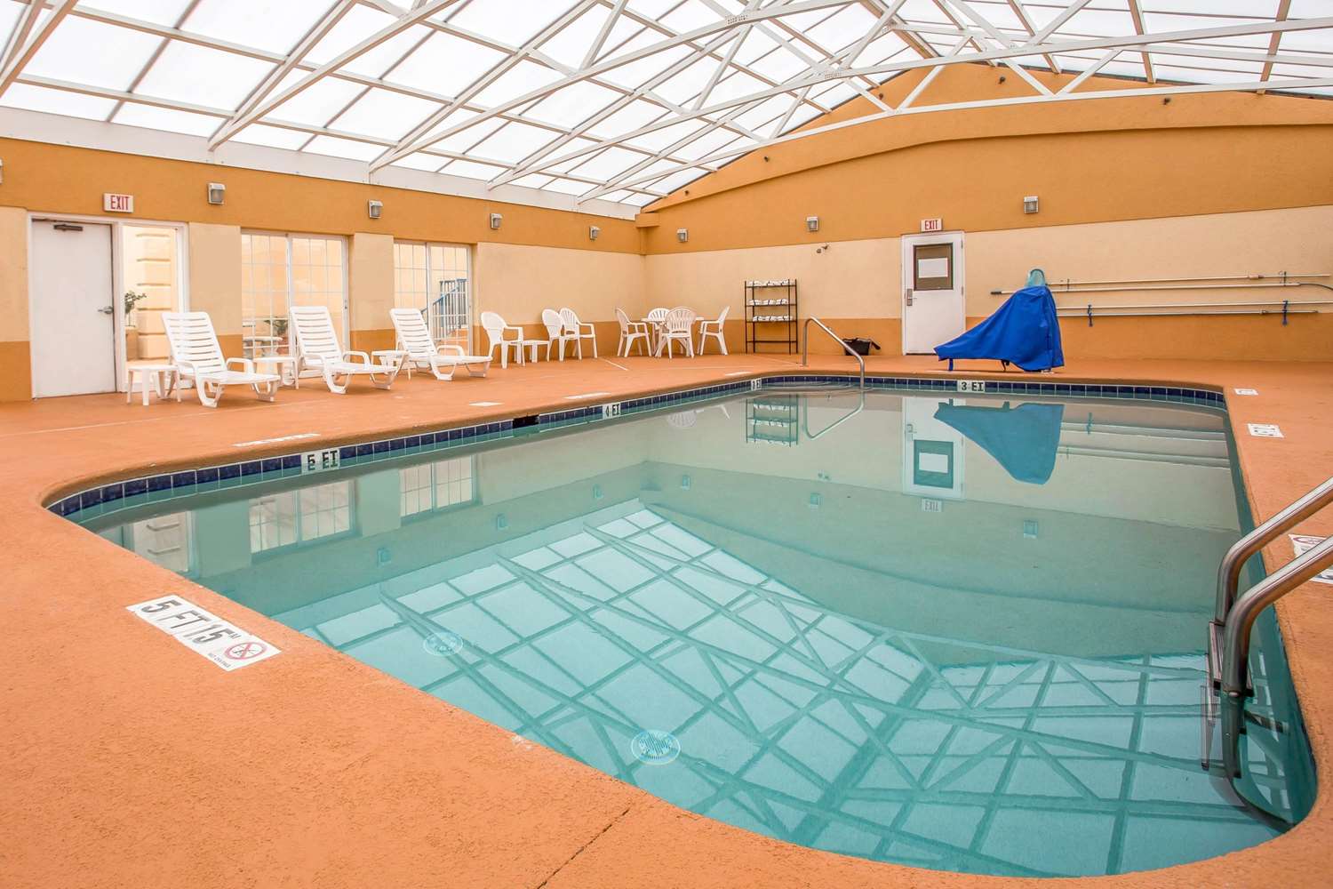 Comfort Inn & Suites Ft.Jackson Maingate 28/33