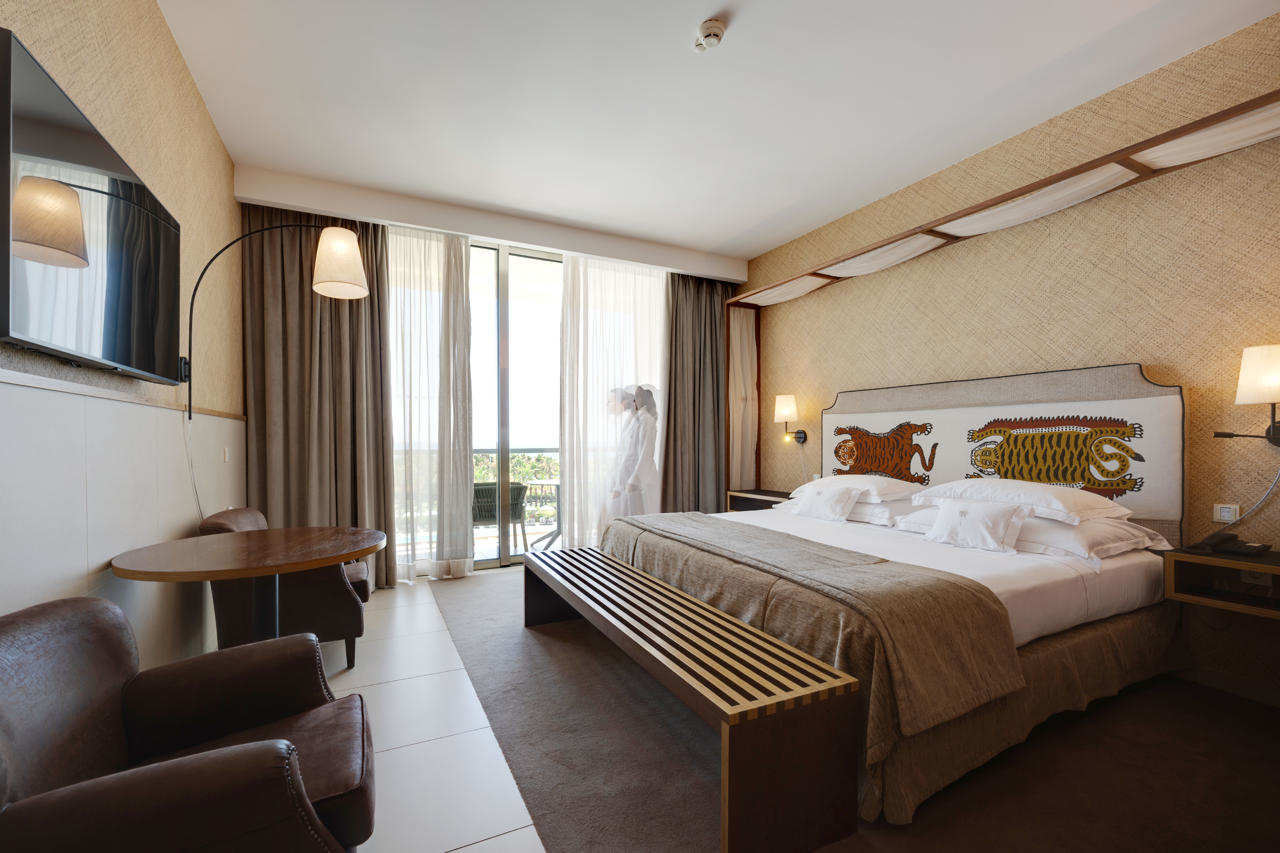 Wine & Books by the sea - Algarve Resort 30/87