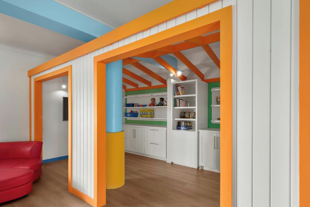 Crystal Cove by Elegant Hotels - All-Inclusive 10/50