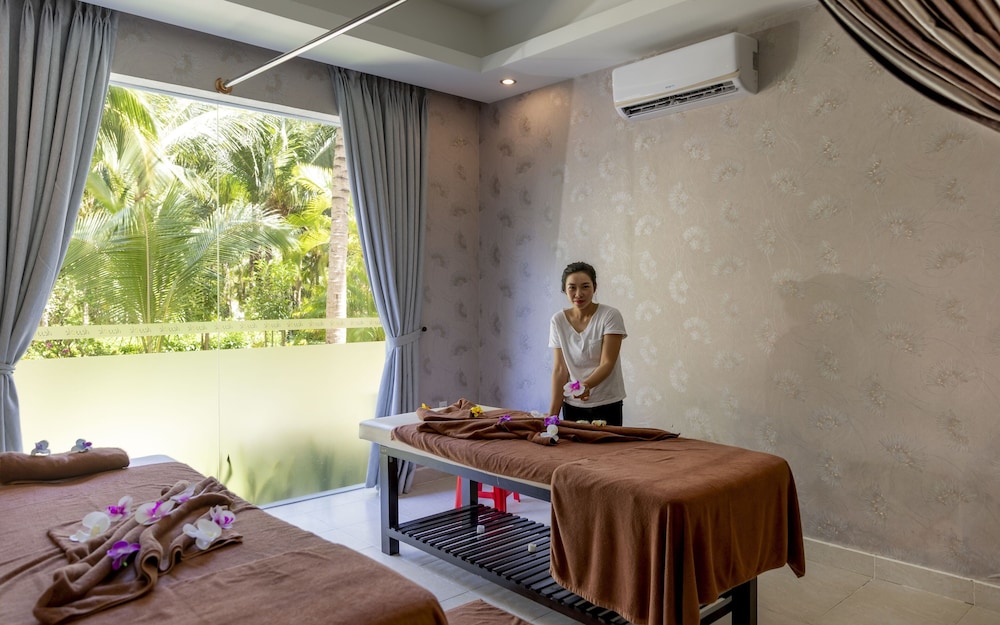Sea Lion Beach Resort And Spa 40/59