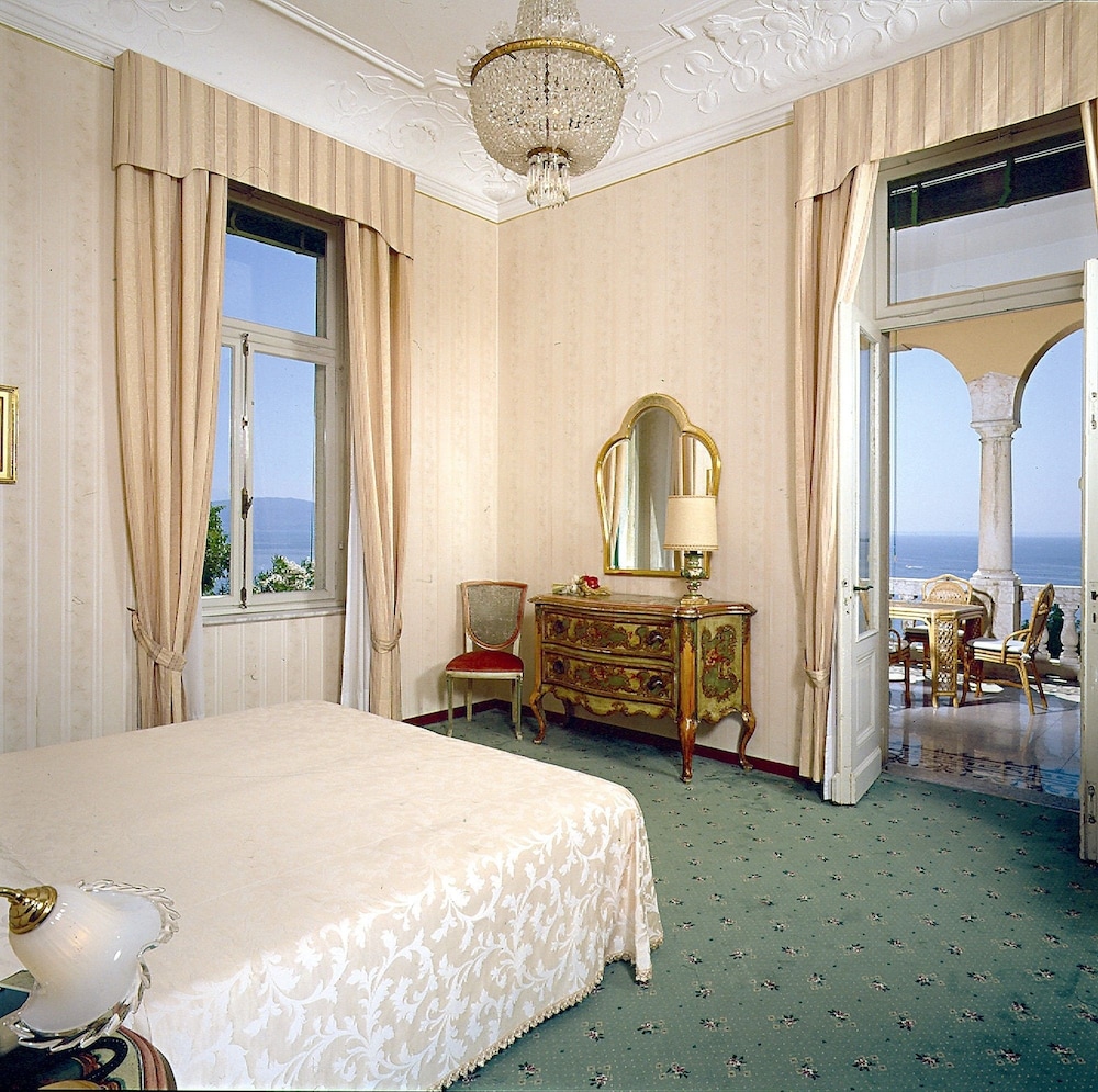 Hotel Villa Del Sogno 10/77