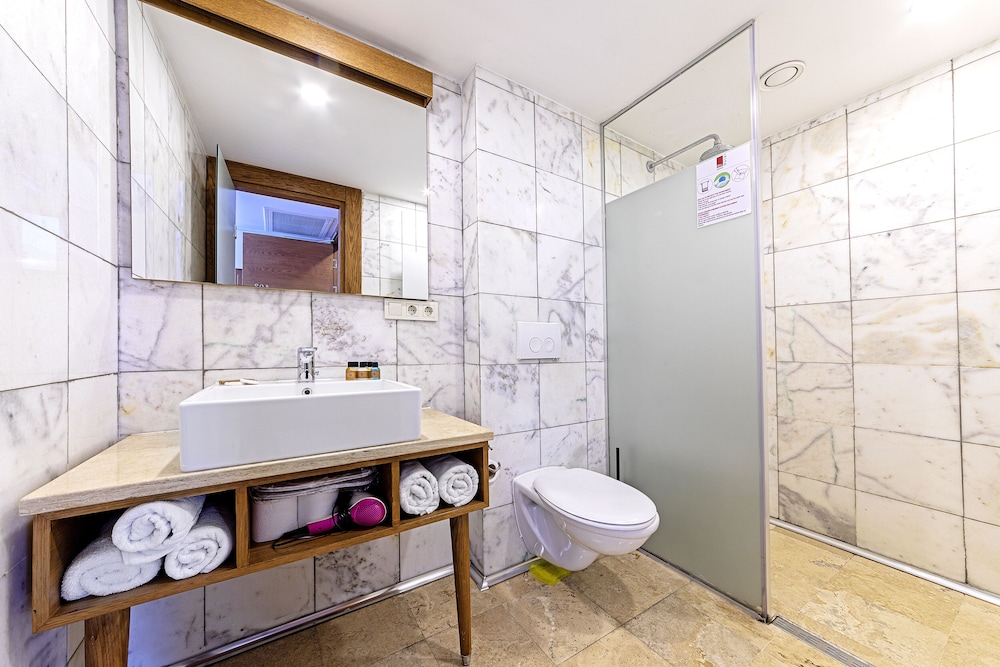 Neda Hotel Istanbul 25/26