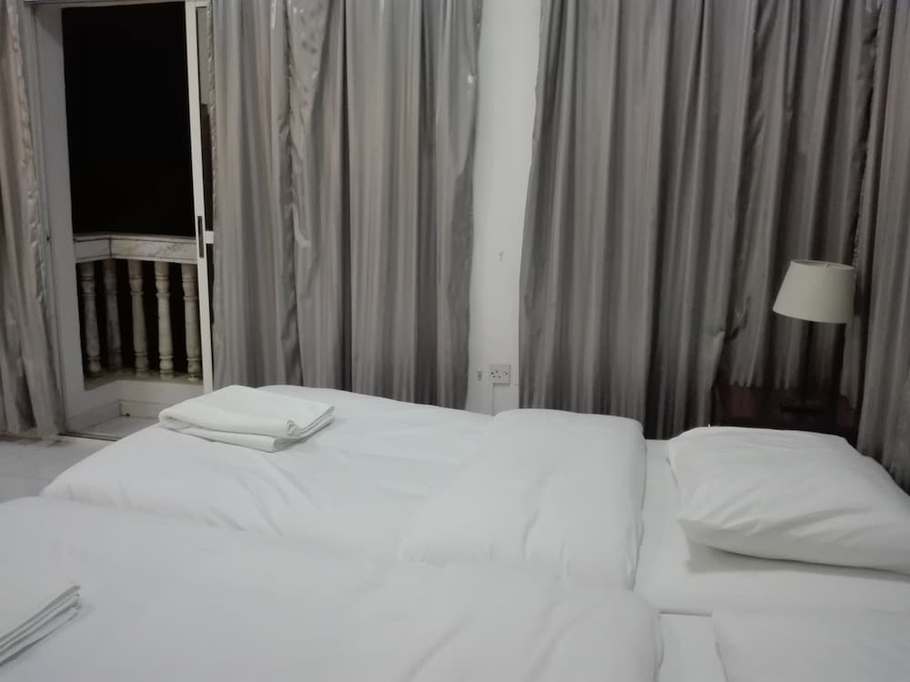 Salalah Beach Resort - Villas 10/37