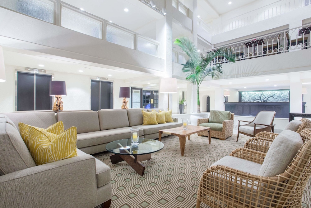Wyndham Boca Raton 38/63