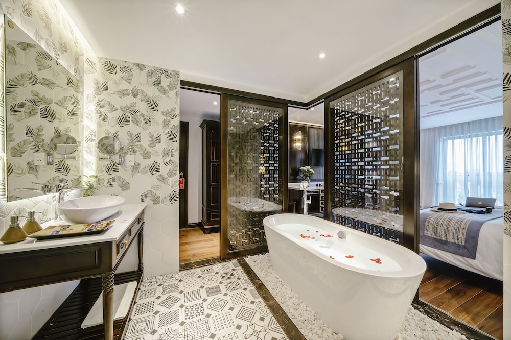 Le Pavillon Hoi An Gallery Hotel & Spa 41/44