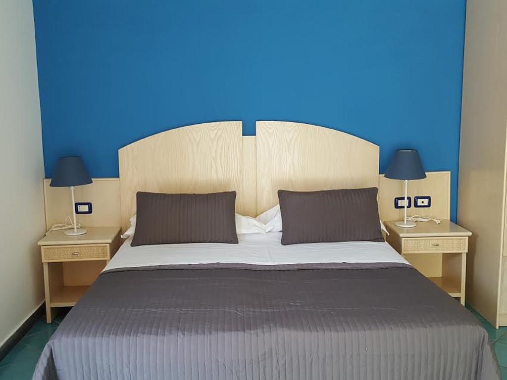 Classic, Double Bed