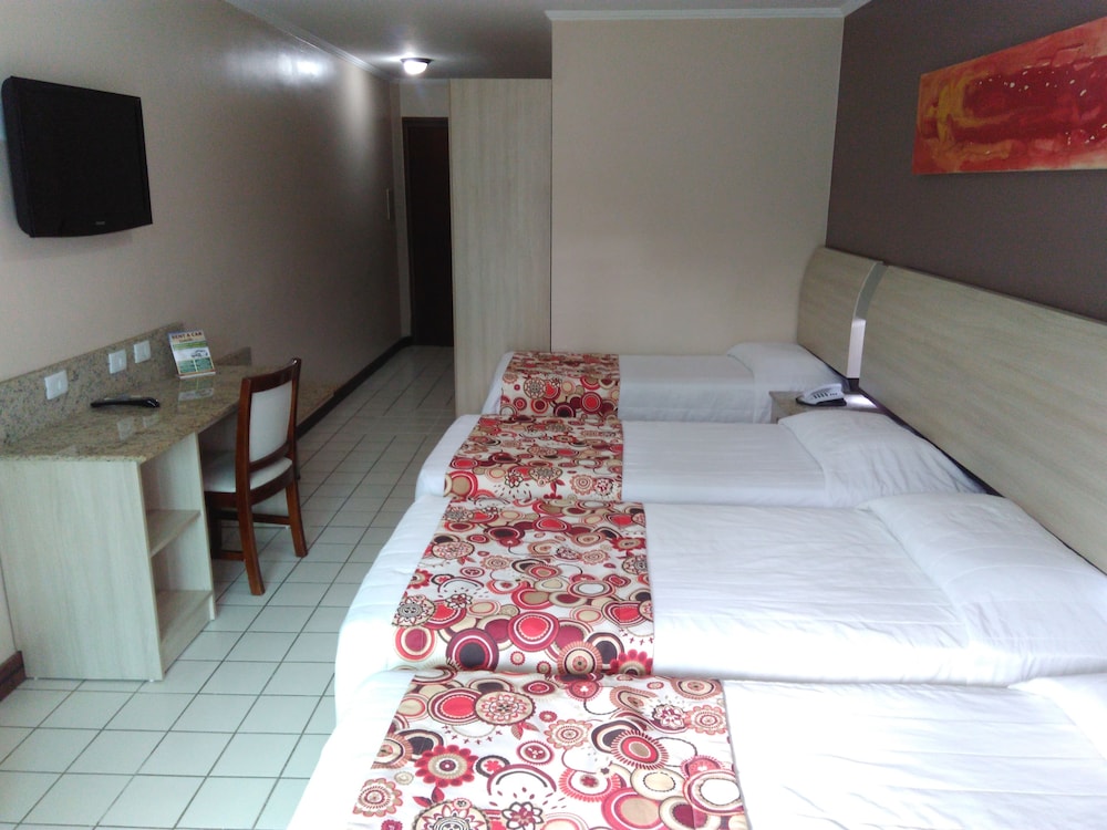Sueds Plaza Hotel 14/56
