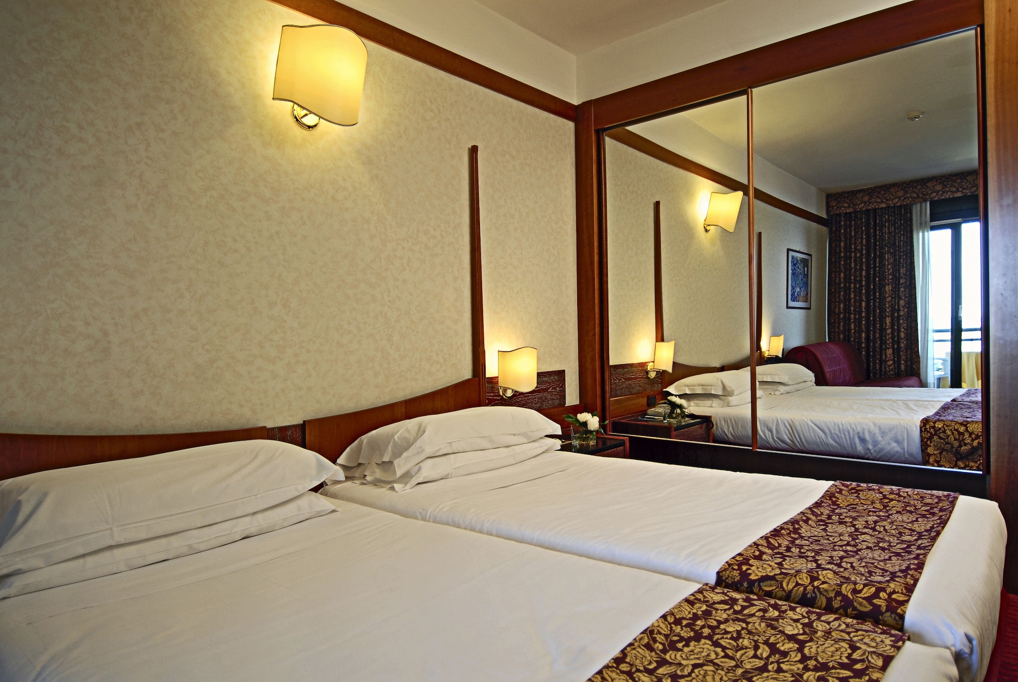 Junior Suite, Double and Twin Beds, Lake Side, Balcony, Building Building