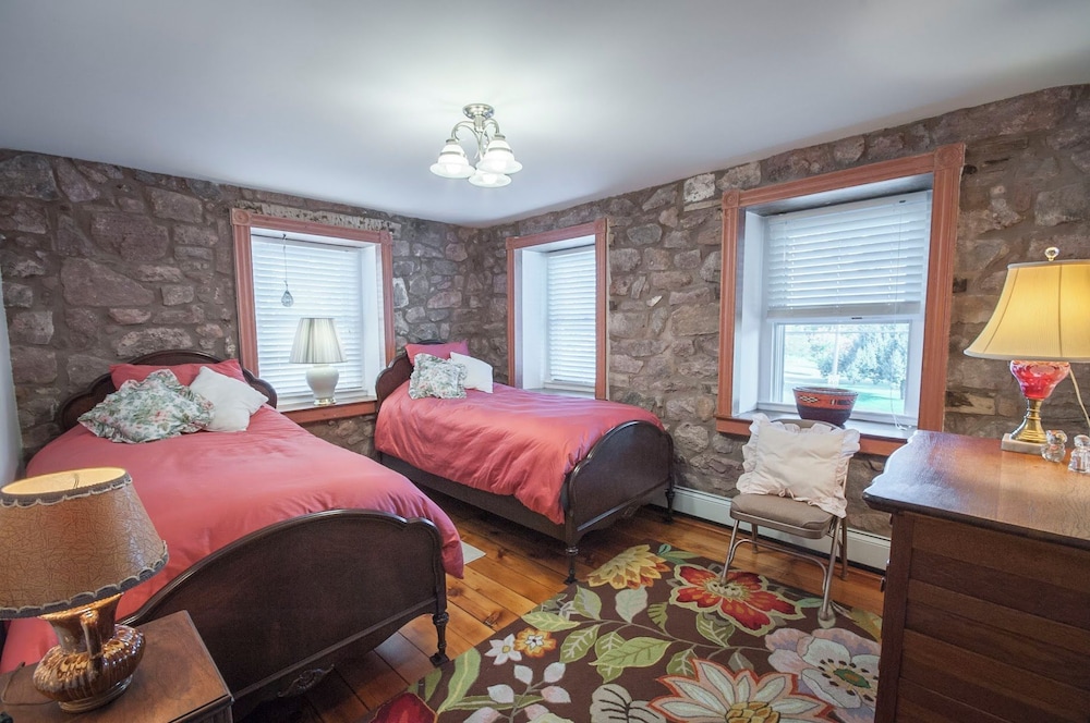 Frush Farm Bed & Breakfast 15/48