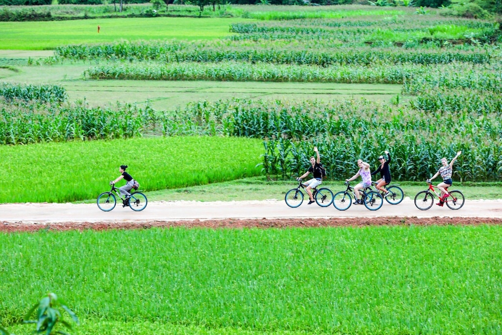 Mai Chau Ecolodge 69/72