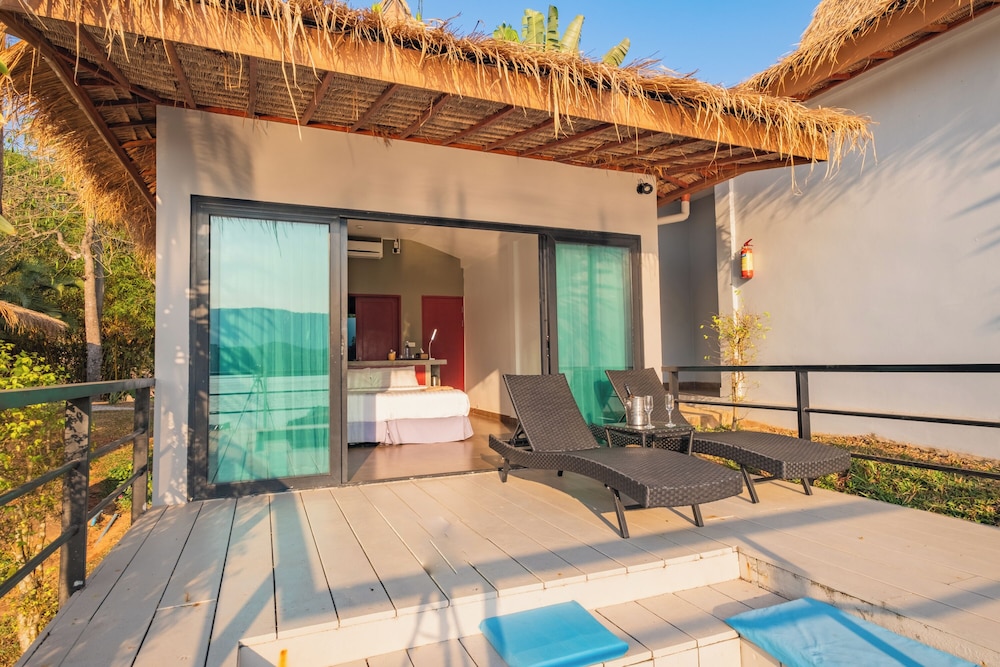 SANCTUARY NAM NGUM BEACH RESORT 25/53