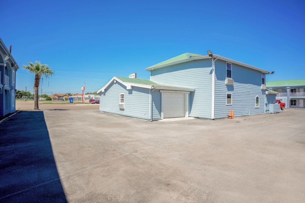 Pelican Inn by Belvilla Aransas Pass, TX 66/71