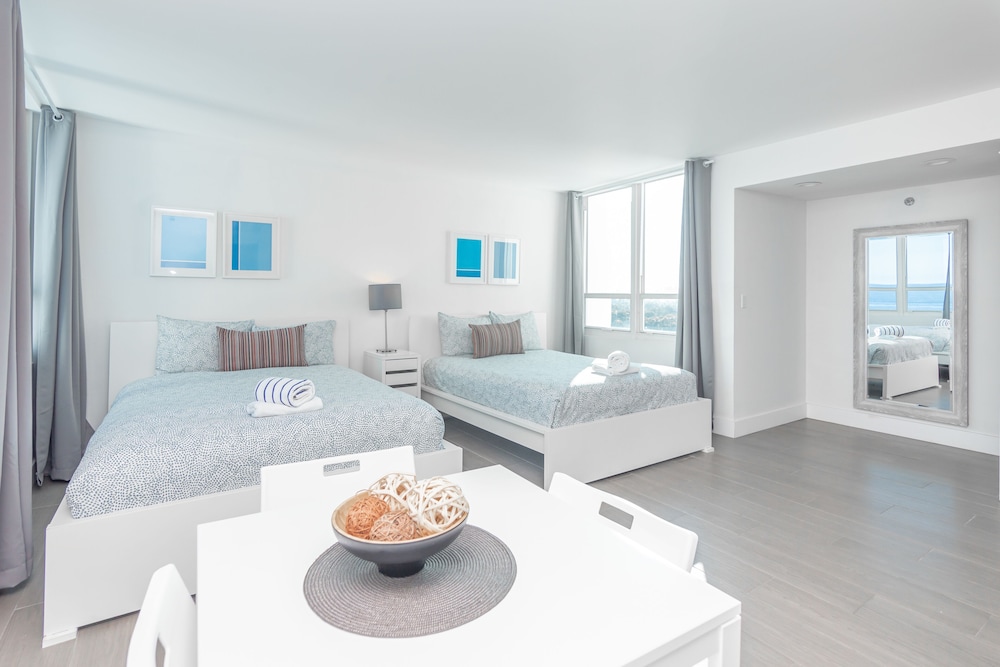 Girasole Apartments 50/50
